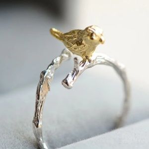 3/$70 item! 925 Sterling Silver Bird Ring